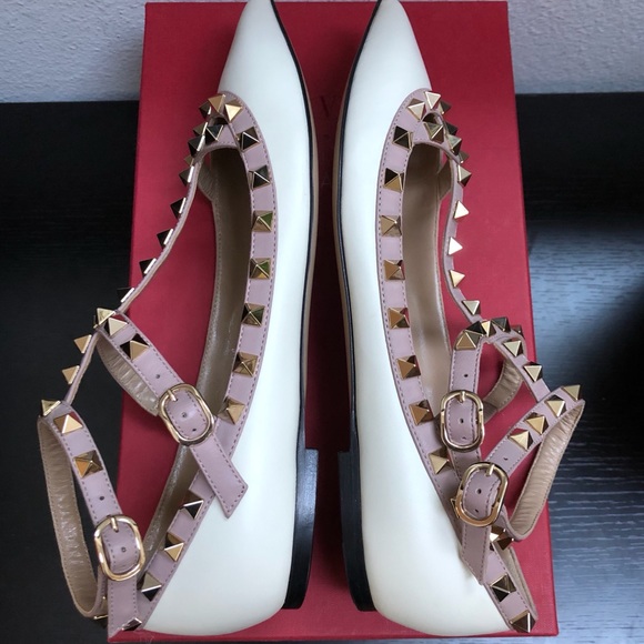 Rockstud Matte Leather Cage T-Strap Ballet Flats - Picture 4 of 11